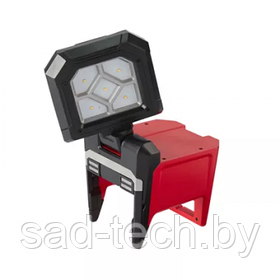 Акк. фонарь с шарнирным световым блоком Milwaukee M18 PAL-0