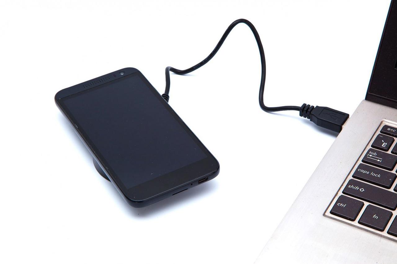 Аккумулятор беспроводной круглый для смартфонов с Lightning разъемом, белый - фото 4 - id-p86053576