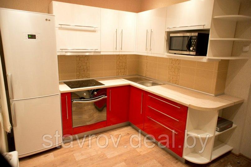 Угловая кухня красно белая - фото 1 - id-p86175716