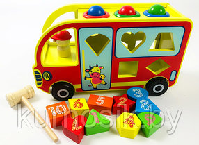 Игрушка деревянная "Сортер" в виде автобуса, с геометрическими фигурками и стучалкой (Арт.VT174-1047)