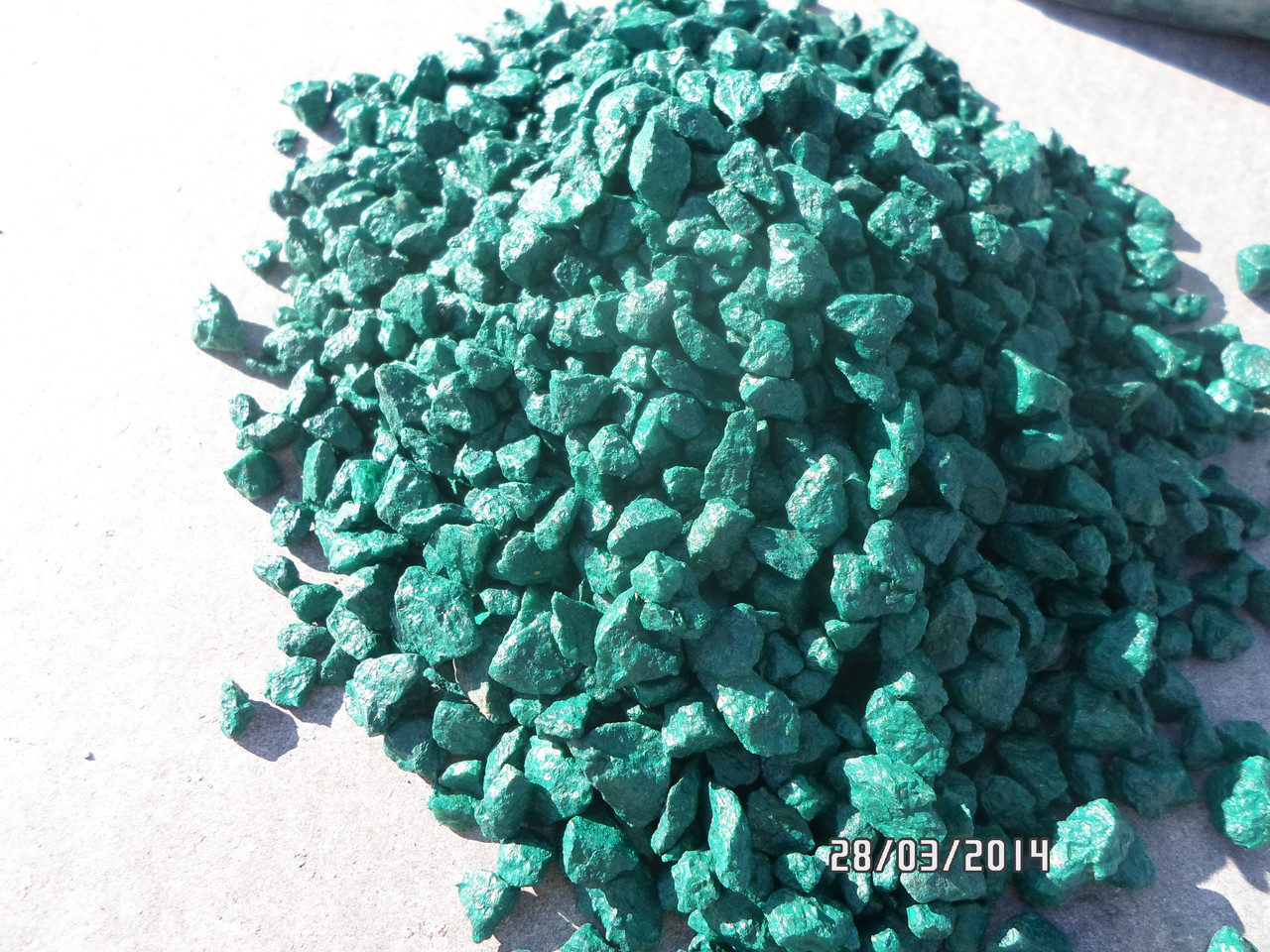 Щебень гранитный декоративный зеленый 5-10 мм, (20 кг) - фото 5 - id-p4249095
