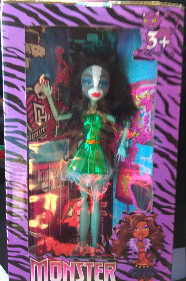 Набор шарнирных кукол (4 шт) Monster High с аксессуарами - фото 3 - id-p87124927