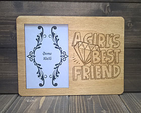 Фоторамка с открыткой  "А girl`s best friend" тонированная