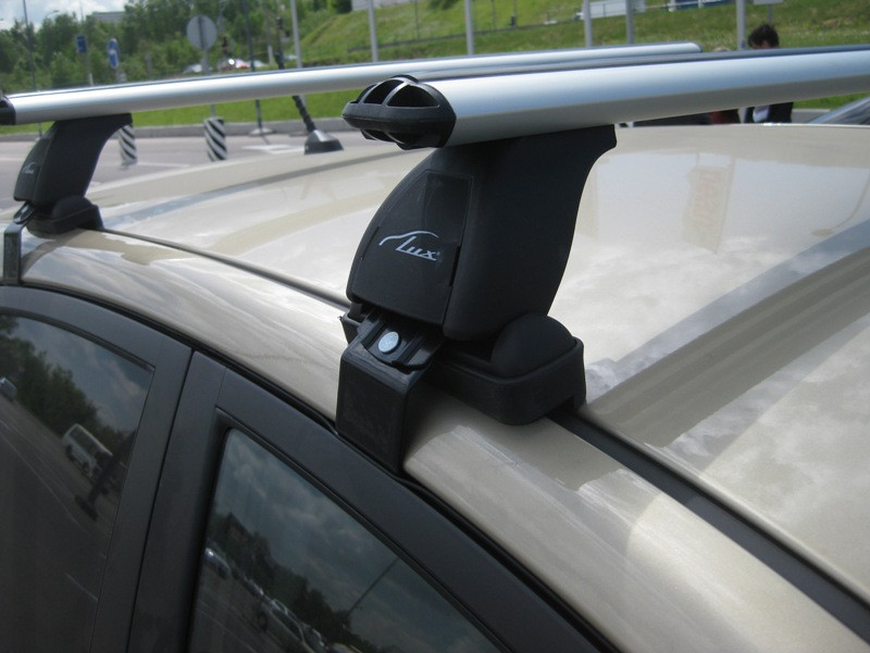 Багажник LUX для Kia Rio III, седан, 2011-... аэродуги