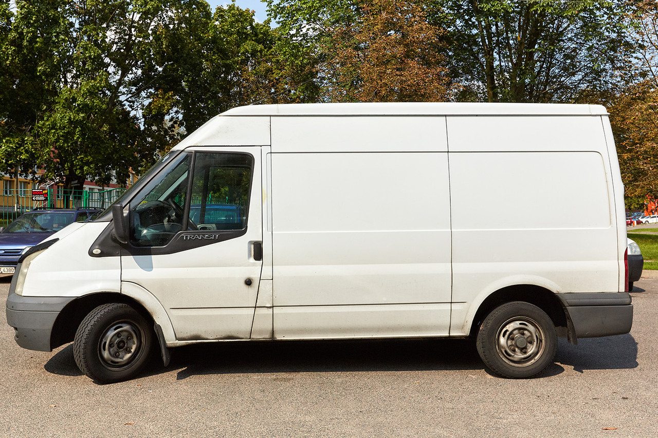 Аренда пассажирского Ford Transit без водителя, Минск — код 82683237