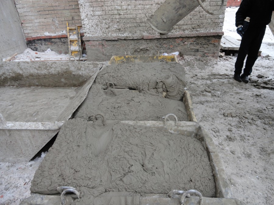 Цементно-песчаная смесь для стяжки пола с доставкой