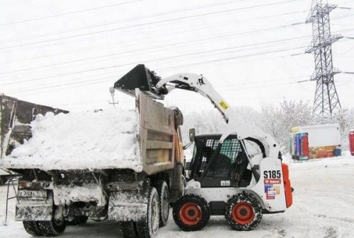 Снегоуборочный трактор Уборка снега - фото 1 - id-p88369878