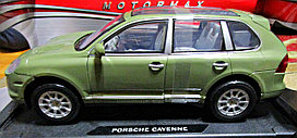 Металлическая машина PORSCHE CAYENNE 1:18 арт.73178