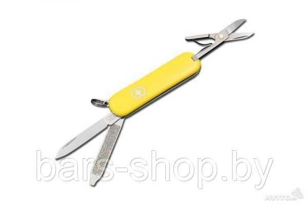 Нож - брелок Victorinox CLASSIC, 58 мм, желтый (0.6223.8) - фото 2 - id-p89431041