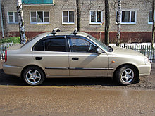 Багажник LUX для Hyundai Accent, седан, 1999-2012 (прямоугольная дуга)
