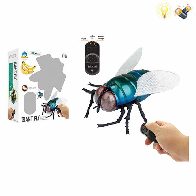 Веселое насекомое муха  «умеет» передвигаться во всех направлениях.
