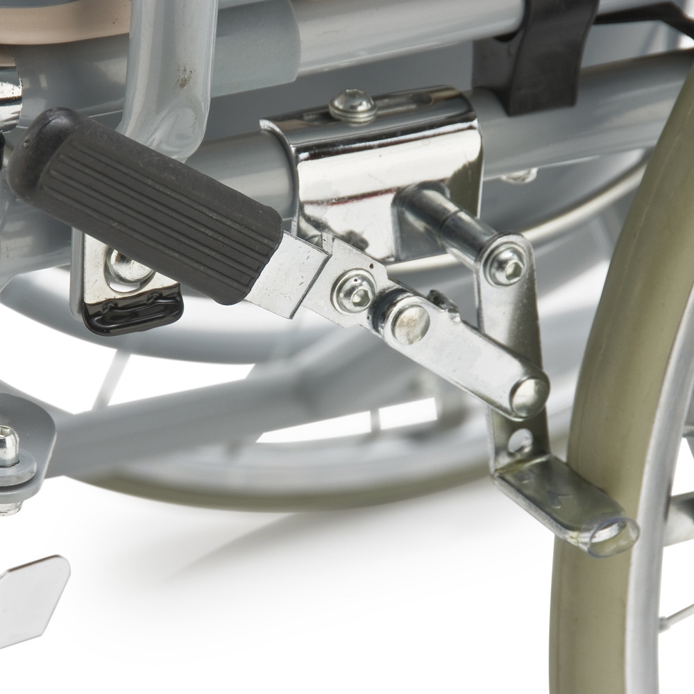 Кресло-коляска для инвалидов Армед FS682 с санитарным оснащением - фото 4 - id-p89725866