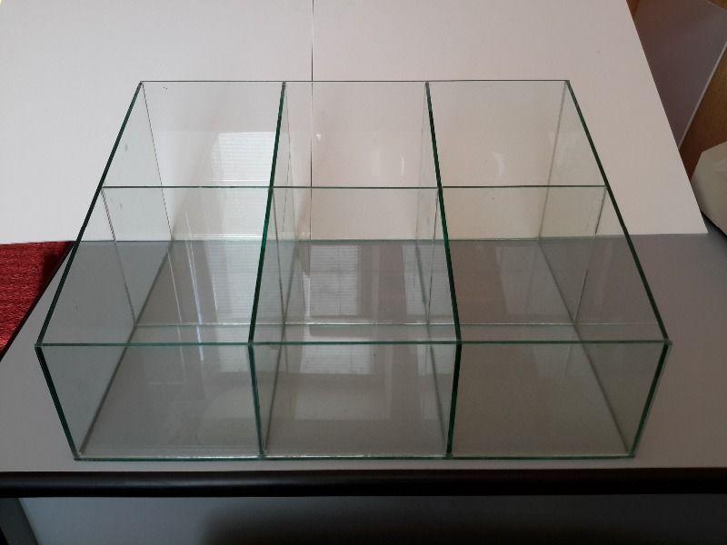 Стеклянные витрины, кубы - фото 3 - id-p90094362