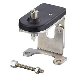 E12524 - MOUNTING KIT FOR MANUAL VALVES F10/M8