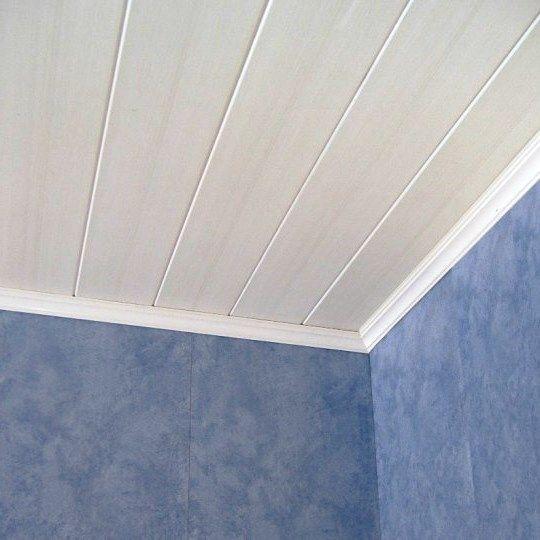 Монтаж пластиковых панелей на потолок / м2