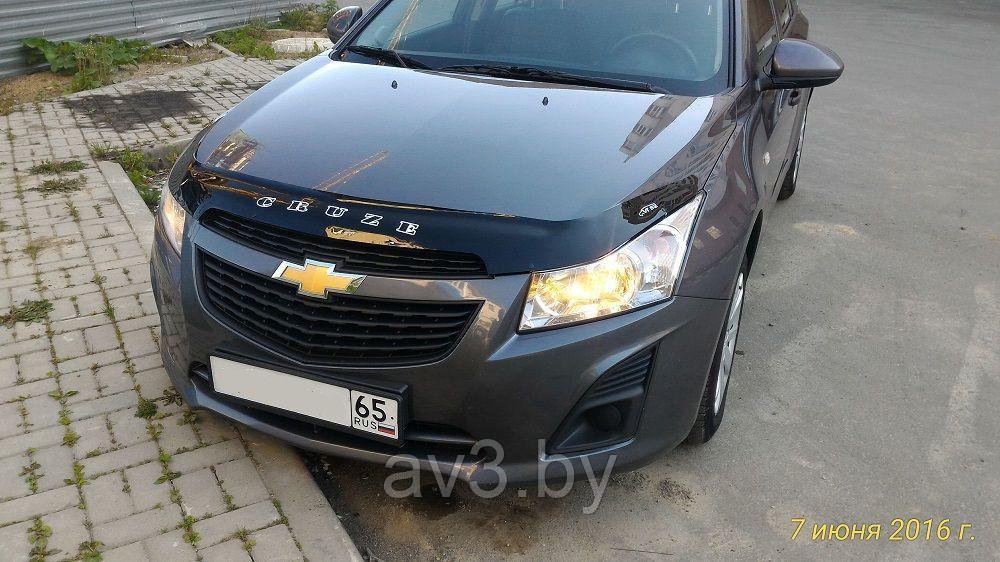 Дефлектор капота Chevrolet Cruze (2009-) [CH04] VT52