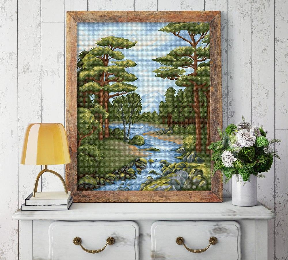 Картина стразами "Лесной ручей"