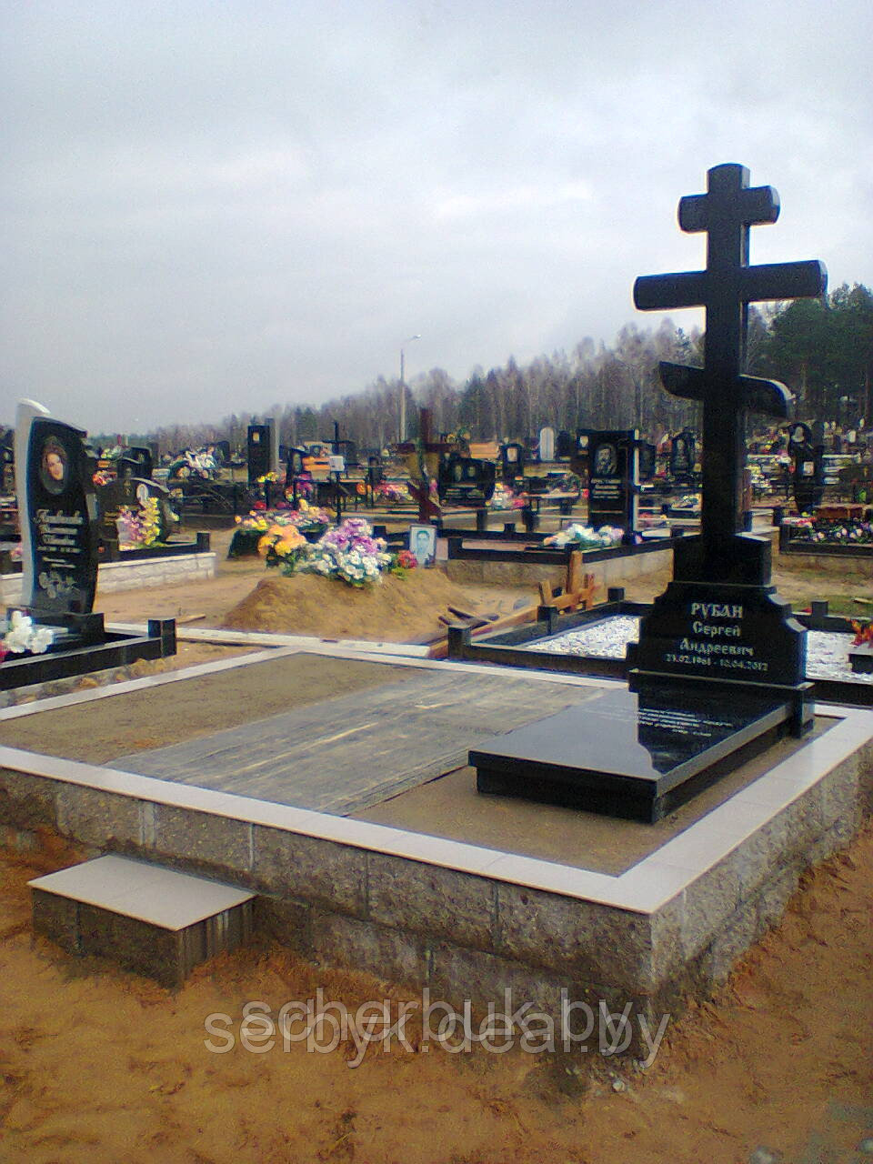 Благоустройство могил в Минске - фото 1 - id-p4422882
