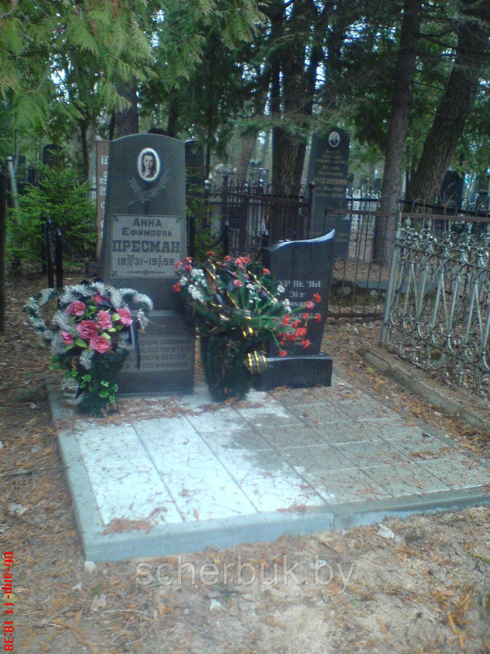 Монтаж памятника на могиле - фото 1 - id-p4422899