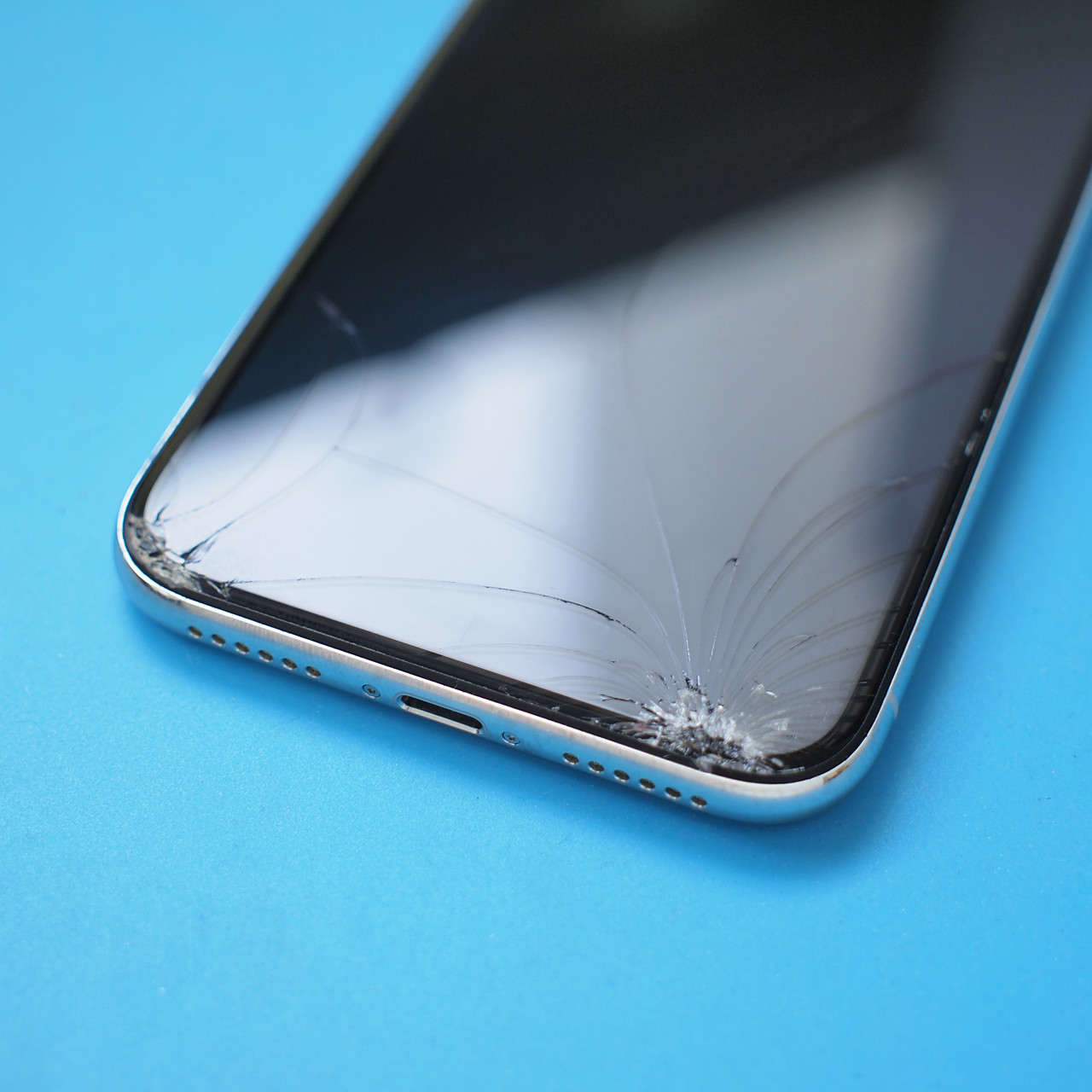 Apple iPhone X - Замена стекла экрана (восстановление модуля)