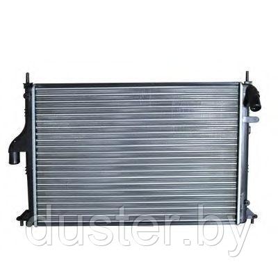 Радиатор охлаждения Renault Duster 1,6/2,0 с кондиционером