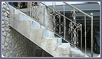 Перила с коваными элементами для лестниц модель 145