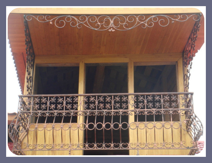 Перила балконное с объемной ковкой модель 137