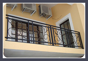 Перило для балкона с кованым рисунком модель 57