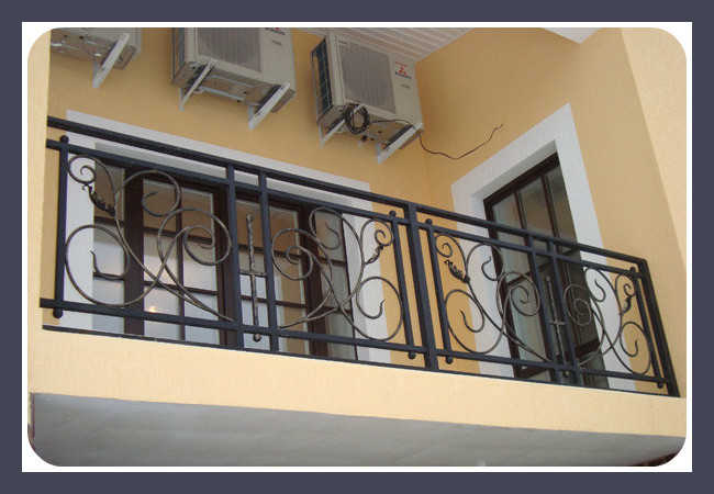 Перило для балкона с кованым рисунком модель 57 - фото 1 - id-p6403987