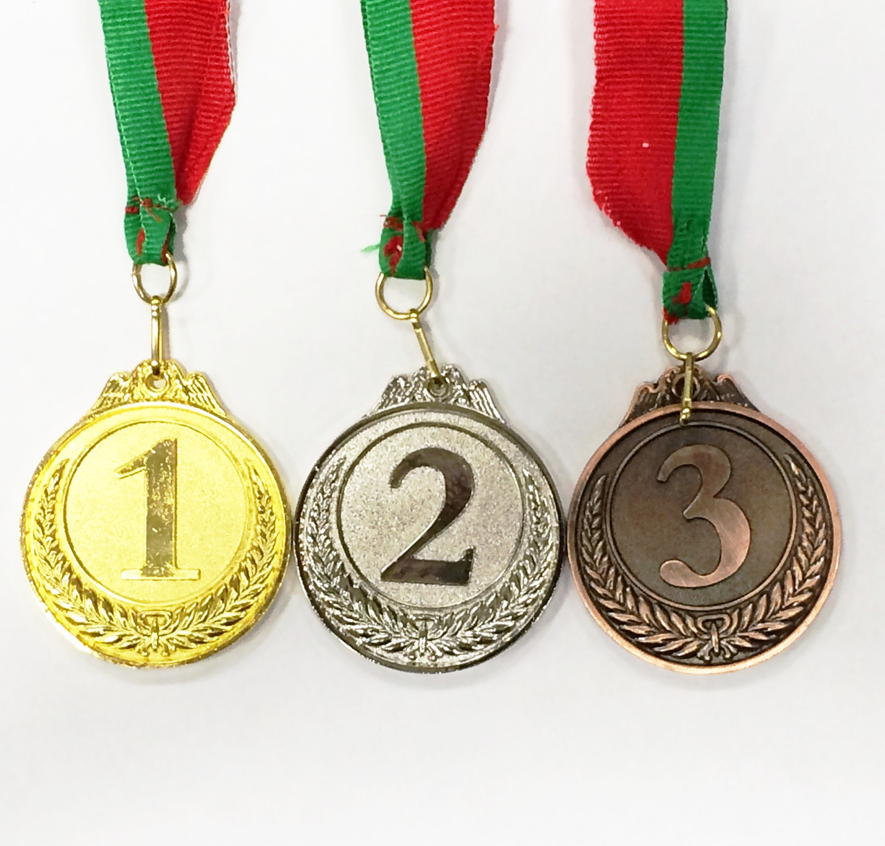 Медаль 6 см с ленточкой , арт.5,2 RIM-6 (1,2,3 место) стоимость за 1 медаль - фото 1 - id-p91770867