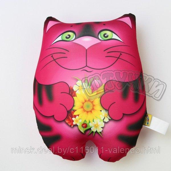 Антистресовая подушка "Кот с подарком", 33*25