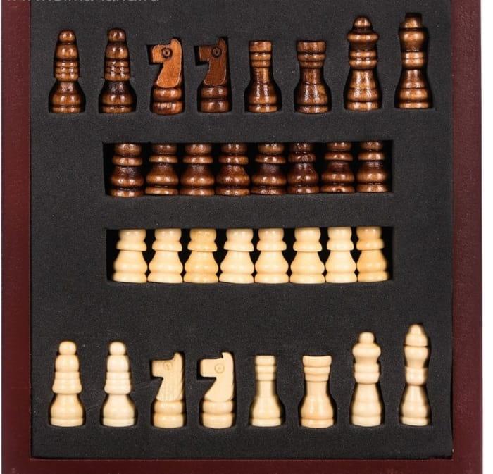 Подарочный набор для вина «Золотой человек» с шахматами - фото 2 - id-p92353668