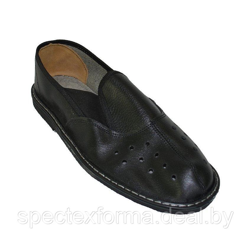 Туфли (чувяки) кожаные с перфорацией, черные