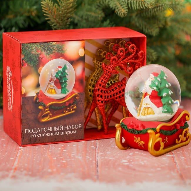 Подарочный новогодний набор «Олени» снежный шар + украшения - фото 1 - id-p92690073