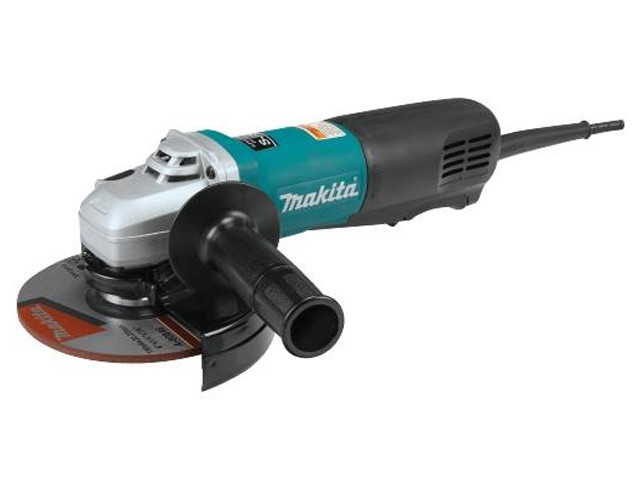 Одноручная углошлифмашина MAKITA 9566 PCV в кор. (1400 Вт, диск 150х22 мм, плавный пуск, регул. об.)