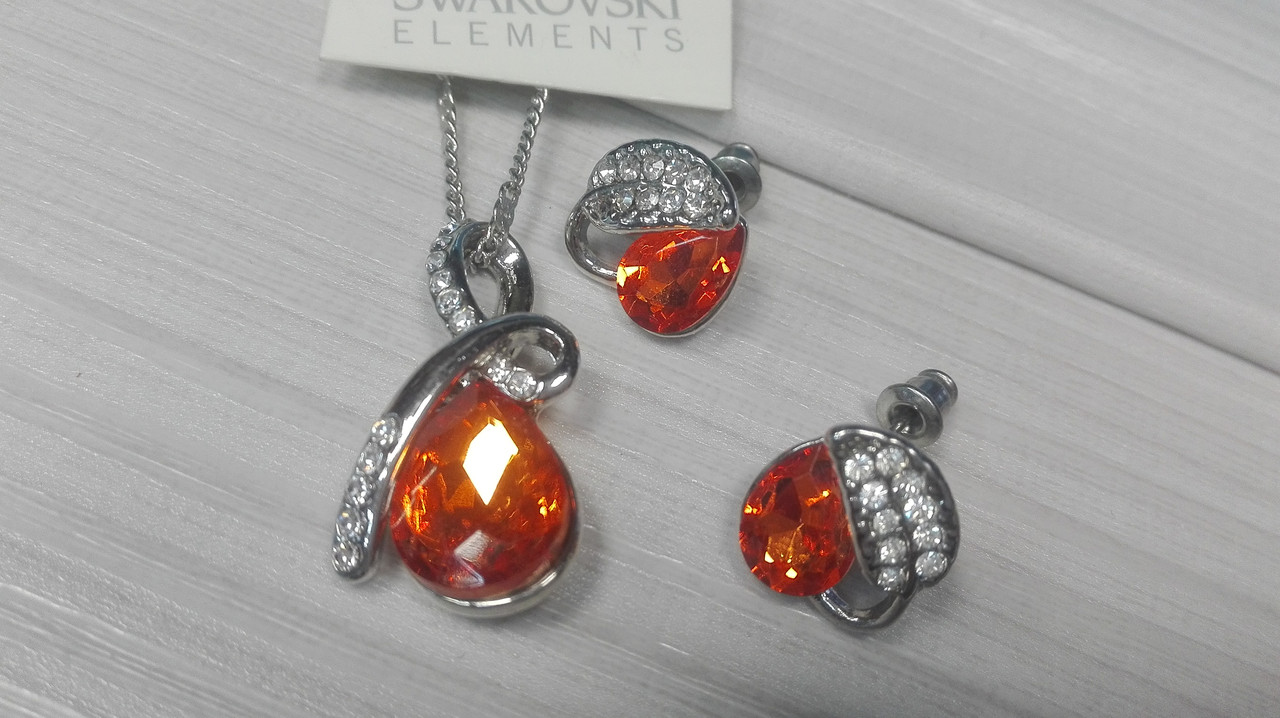Красивый набор подвеска + серьги Swarovski