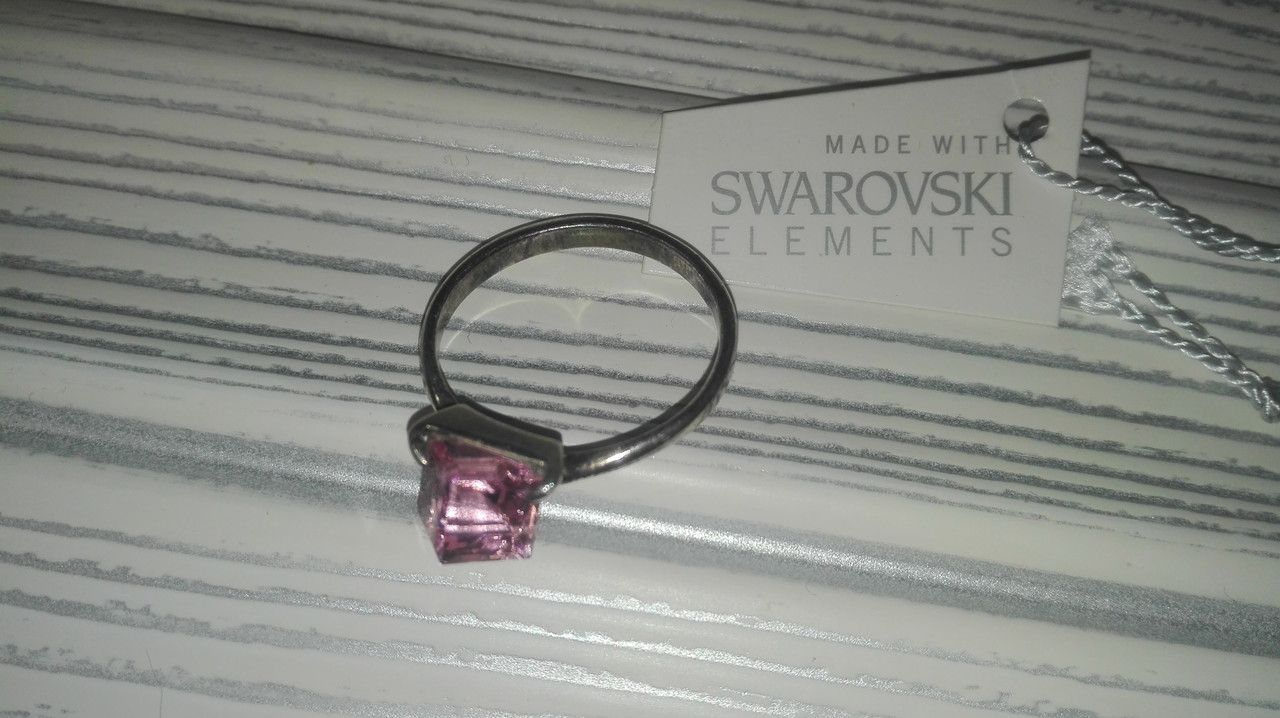 Кольцо куб, с кристаллами Swarovski