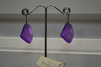 Серьги с крупными фиолетовыми кристаллами Swarovski