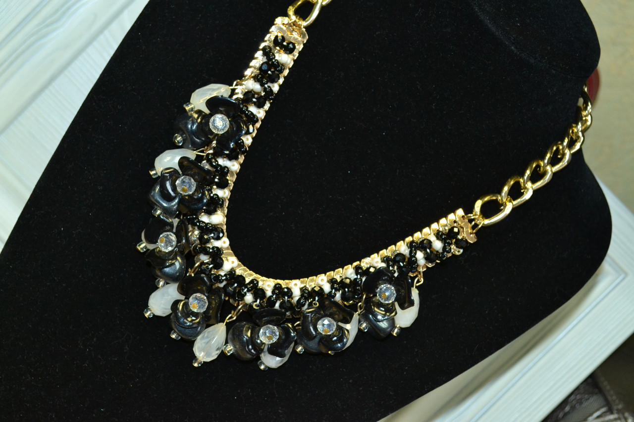 Красивое ожерелье с подвесками - фото 2 - id-p93212436