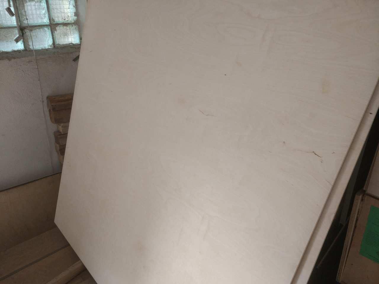 Фанера ФК 4 мм 1525×1525 сорт 2/2 — экологичная влагостойкая фанера для мебели, дизайна и лазерной резки