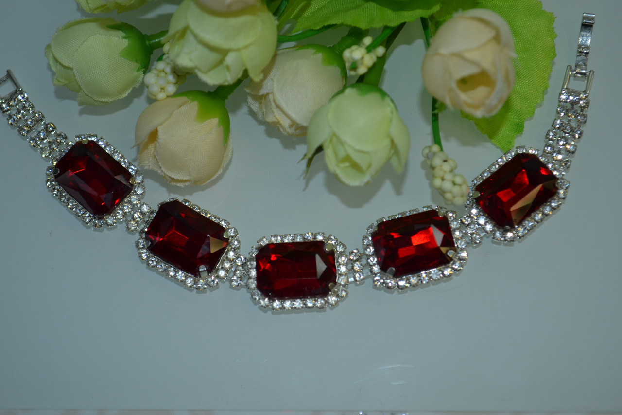 Красивый браслет с красными камнями - фото 1 - id-p93333942