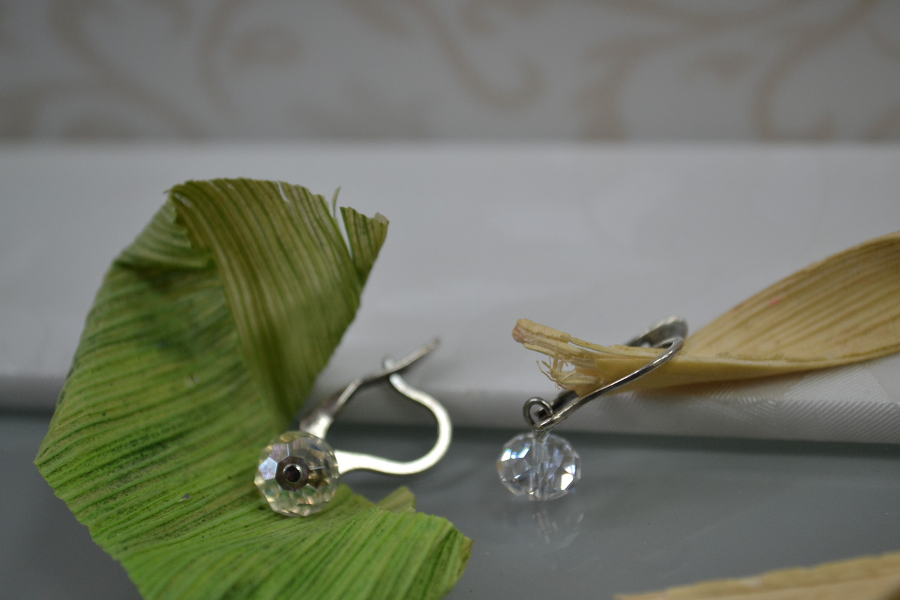 Нежные серьги с кристаллами Swarovski