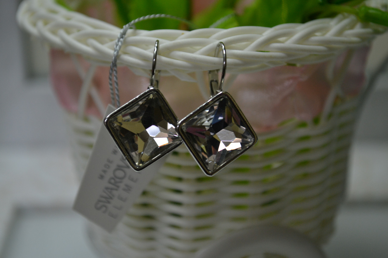 Красивые серьги с крупными кристаллами Swarovski