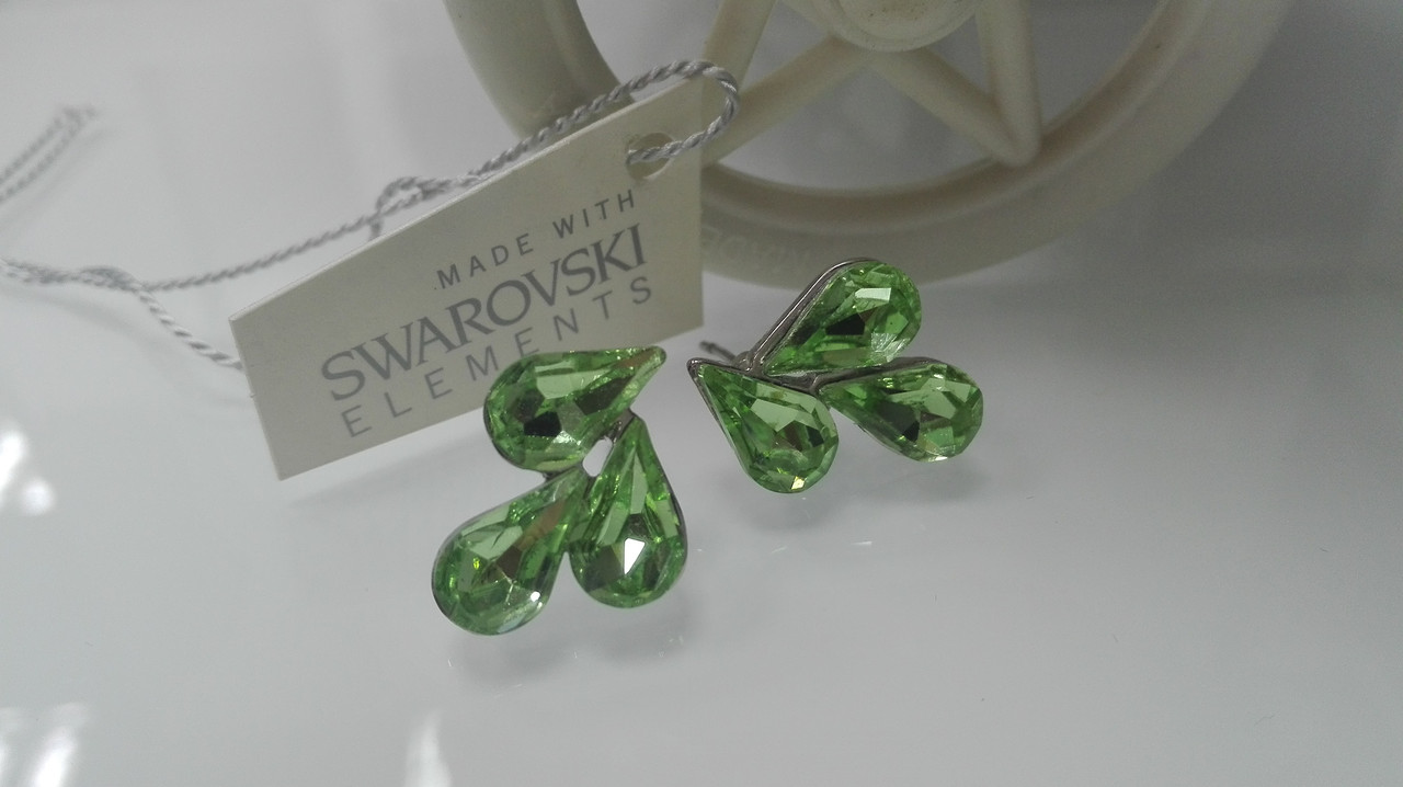 Красивые серьги гвоздики  с кристаллами Swarovski