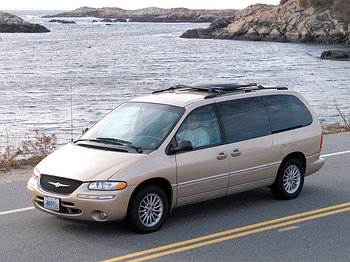 GRAND VOYAGER (GS,NS) 1996-2000