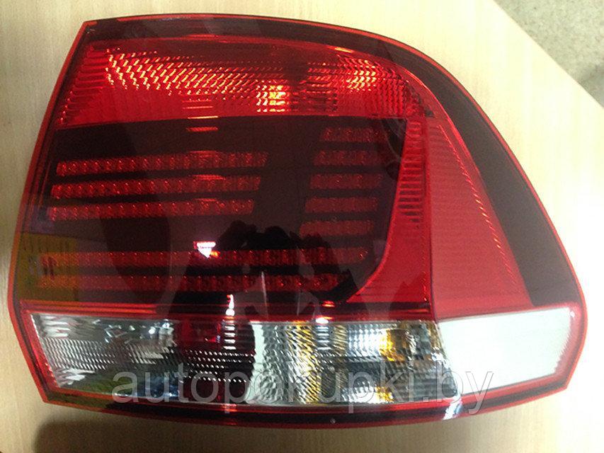 Правый фонарь Фольксваген Поло седан c 2015 ( рестайлинг), 6RU945096J - фото 1 - id-p93856122