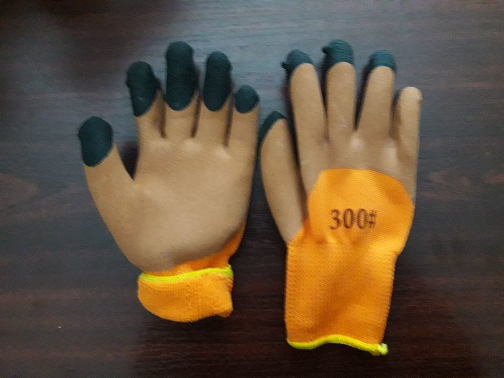 Перчатки из акрила утепленные, с покрытием вспененного латекса "#300"
