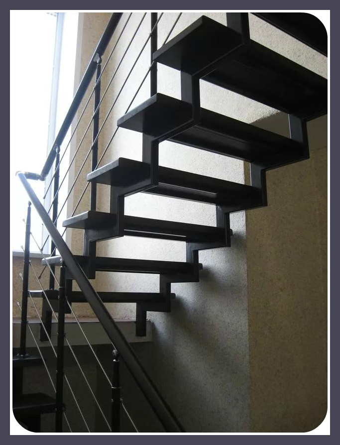 Лестница на второй этаж, лестница на металлокаркасе модель 33 - фото 1 - id-p94229026