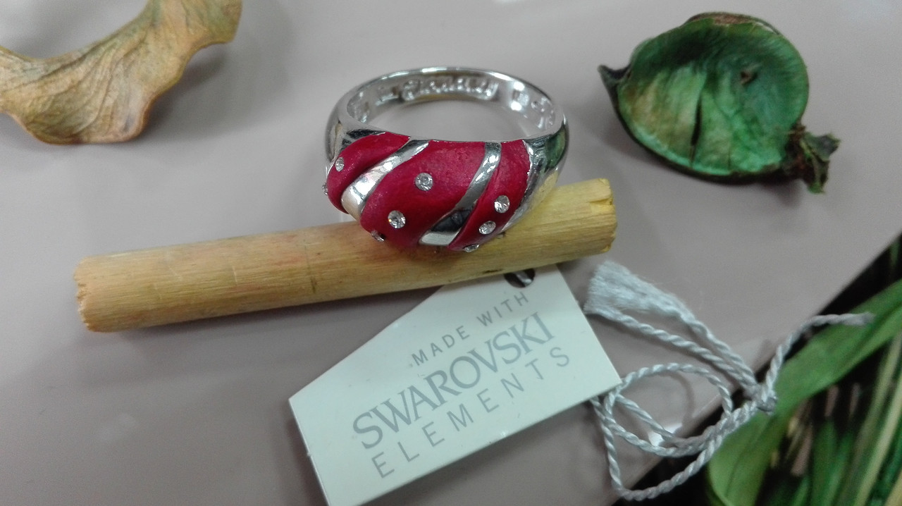 Кольцо в серебре, с кристаллами Swarovski