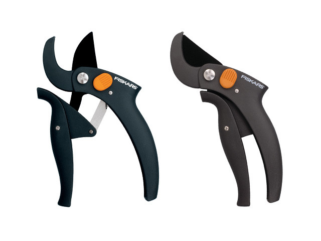 Секатор контактный FISKARS PowerLever с рычажным приводом (111330) - фото 1 - id-p94701901